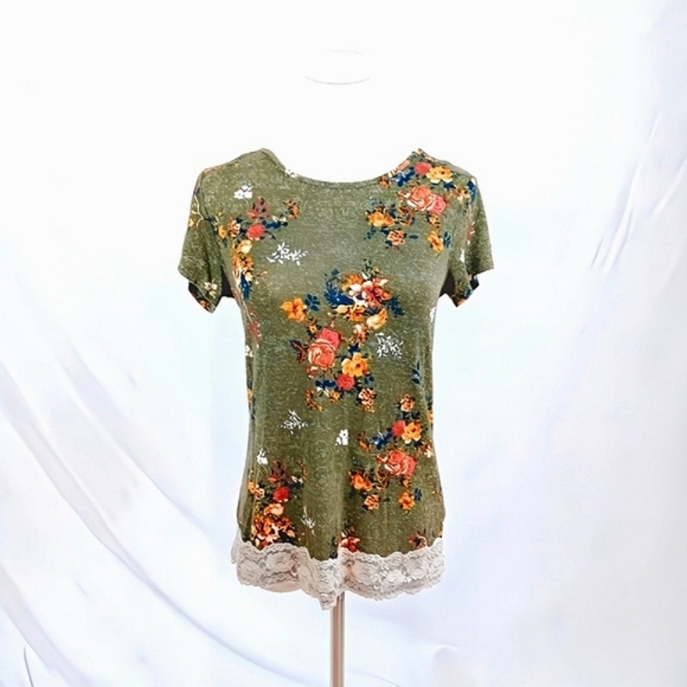 Mason & Belle Green Lace Trim Top Short Sleeve Boho Floral V-Back Size XS
